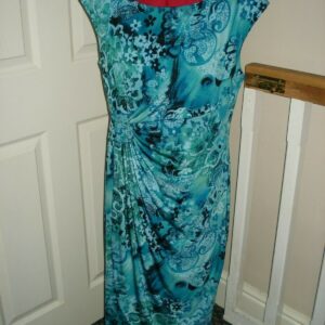 Vestido ajustado floral verde para mujer Connected Apparel Talla 14UK
